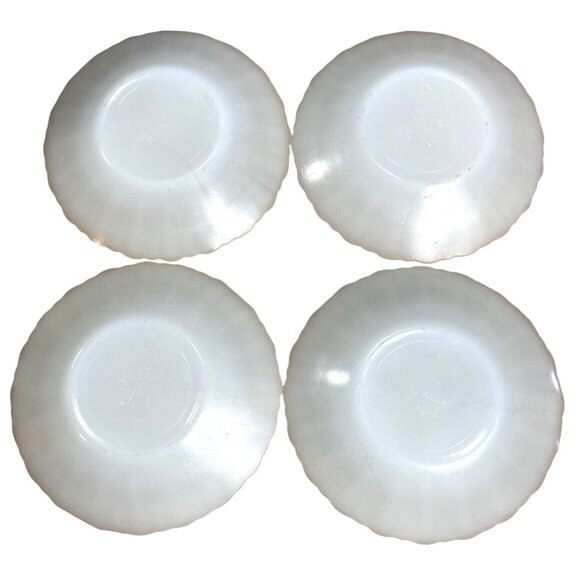 Termocrisa White Milk Glass Gold Trim Edge Saucers Plates Set of 4 - Picture 2 of 6